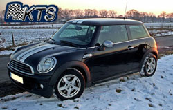 BMW-Mini-Cooper-mit-Alufelgen-15-Zoll-Garro
